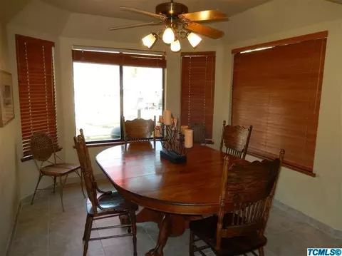 31178 Gray Dr, Exeter, CA 93221 photo 4