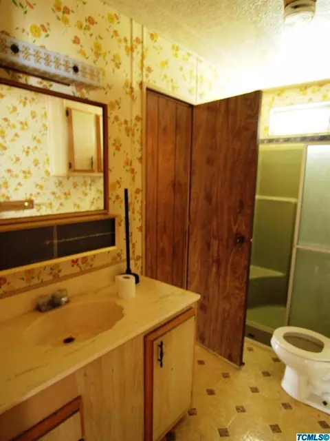 606 E Marinette Ave, Exeter, CA 93221 photo 7