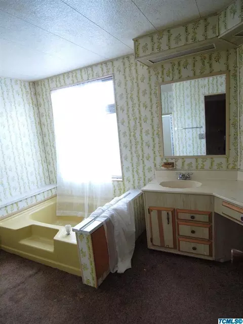 606 E Marinette Ave, Exeter, CA 93221 photo 13