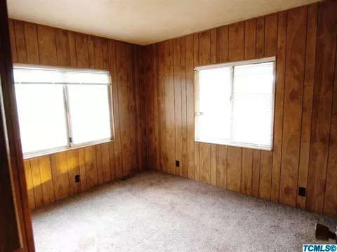 606 E Marinette Ave, Exeter, CA 93221 photo 9
