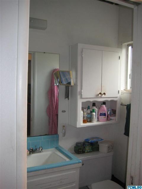 255 E Gail Ave, Tulare, CA 93274 photo 16