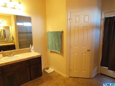541 Self Ct, Exeter, CA 93221 photo 12