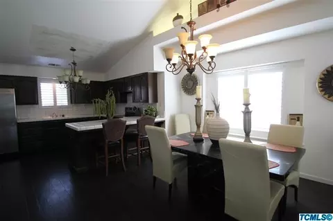 3018 E Douglas Ave, Visalia, CA 93292 photo 10