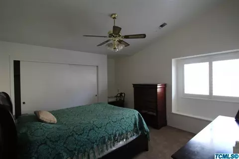 3018 E Douglas Ave, Visalia, CA 93292 photo 21