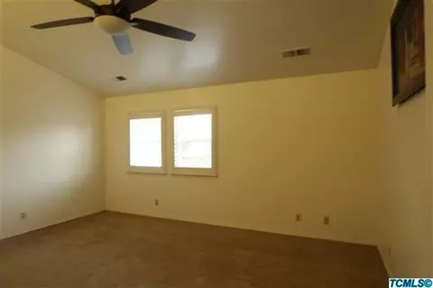 3018 E Douglas Ave, Visalia, CA 93292 photo 22