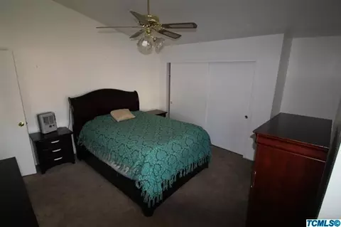 3018 E Douglas Ave, Visalia, CA 93292 photo 20