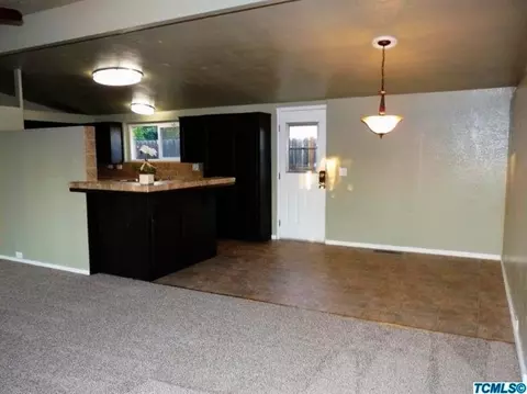 2447 E Sunset, Tulare, CA 93274 photo 2