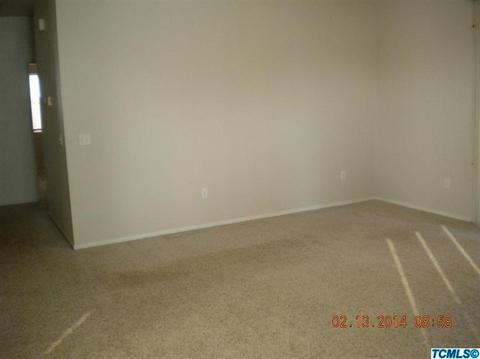 638 Bristol Ct, Lemoore, CA 93245 photo 5