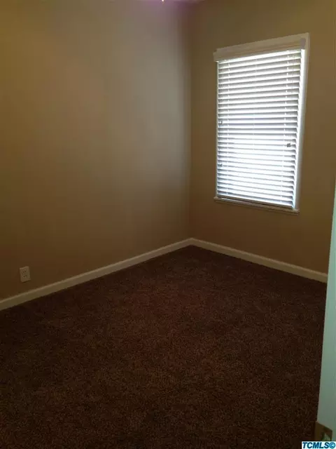 304 N Quince Ave, Exeter, CA 93221 photo 8