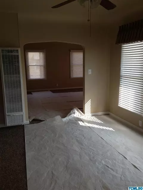 304 N Quince Ave, Exeter, CA 93221 photo 5