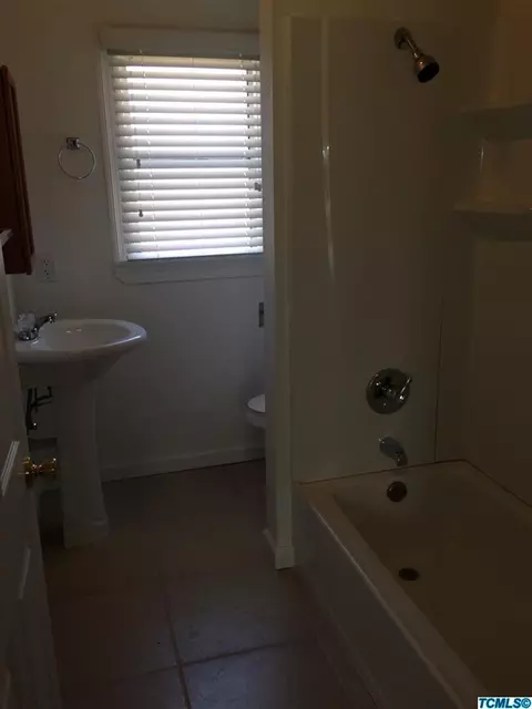 304 N Quince Ave, Exeter, CA 93221 photo 7