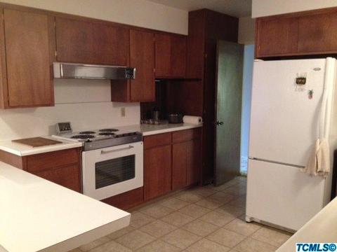1341 S Chatham St, Visalia, CA 93277 photo 7