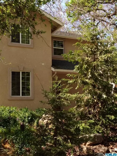43668 Washburn Dr, Three Rivers, CA 93271 photo 3