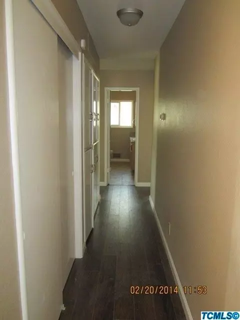 702 E Kaweah Ave, Visalia, CA 93292 photo 9