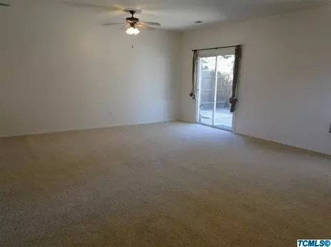 200 Willow Ct, Fowler, CA 93625 photo 9