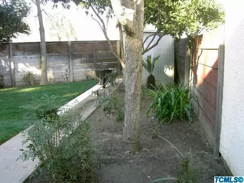 1712 E Babcock Ave, Visalia, CA 93292 photo 50