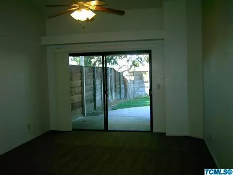 1712 E Babcock Ave, Visalia, CA 93292 photo 20