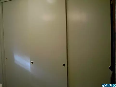 1712 E Babcock Ave, Visalia, CA 93292 photo 27