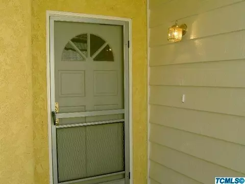 1712 E Babcock Ave, Visalia, CA 93292 photo 5