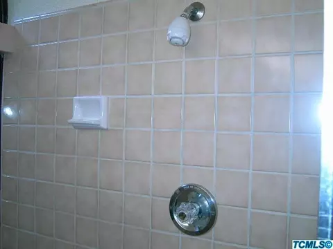1712 E Babcock Ave, Visalia, CA 93292 photo 31