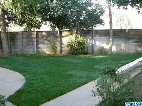 1712 E Babcock Ave, Visalia, CA 93292 photo 49