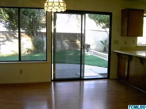 1712 E Babcock Ave, Visalia, CA 93292 photo 58