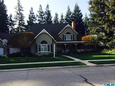 129 E Parkview Ave, Visalia, CA 93277 photo 1
