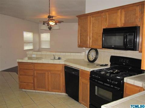 1842 E Mono, Tulare, CA 93274 photo 8