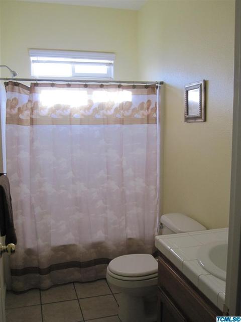 1842 E Mono, Tulare, CA 93274 photo 23