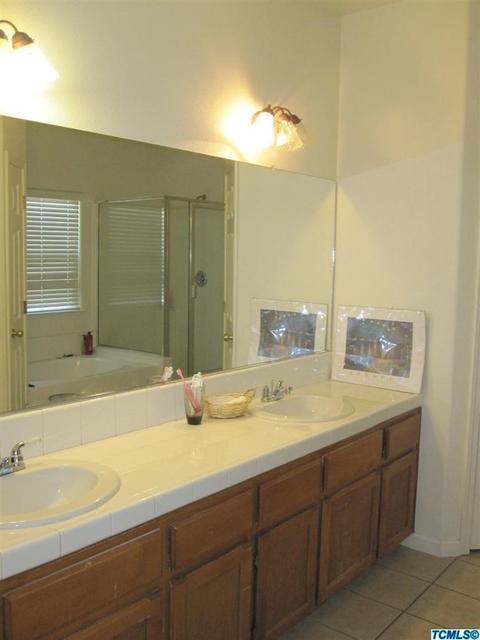 1842 E Mono, Tulare, CA 93274 photo 18