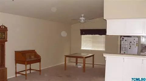 643 Monroe St, Coalinga, CA 93210 photo 9