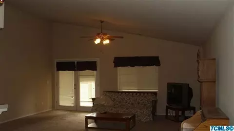 643 Monroe St, Coalinga, CA 93210 photo 10