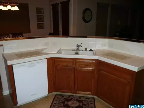 2194 E Washington Ave, Reedley, CA 93654 photo 15