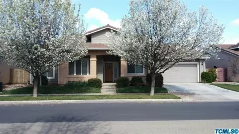 2194 E Washington Ave, Reedley, CA 93654 photo 1