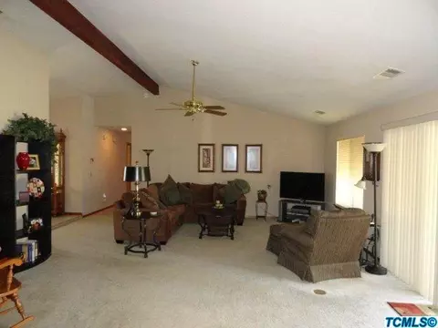 202 Jackson Ave, Tulare, CA 93274 photo 6