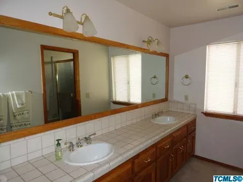 202 Jackson Ave, Tulare, CA 93274 photo 21