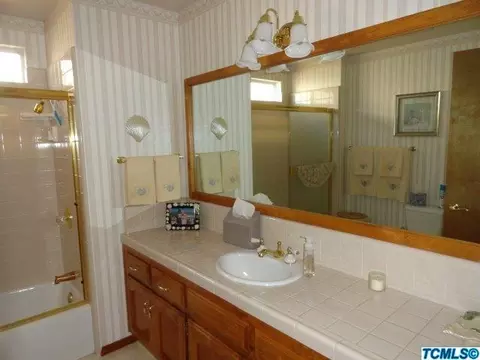 202 Jackson Ave, Tulare, CA 93274 photo 16