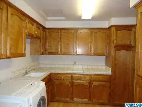 202 Jackson Ave, Tulare, CA 93274 photo 12