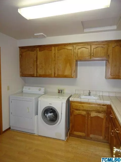 202 Jackson Ave, Tulare, CA 93274 photo 11