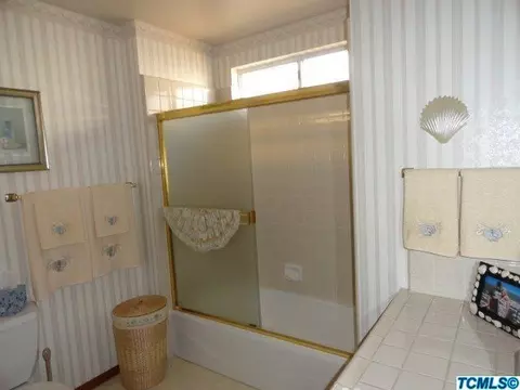 202 Jackson Ave, Tulare, CA 93274 photo 17