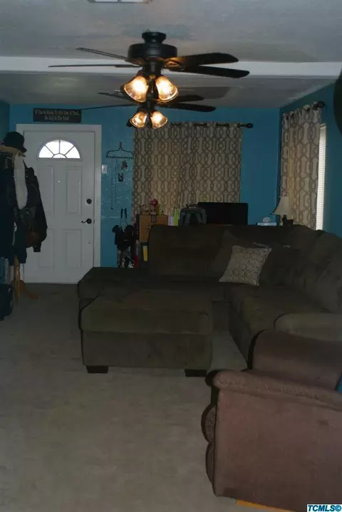 110 E Cedar St, Exeter, CA 93221 photo 2