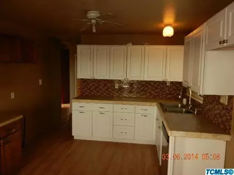 17034 Kent Ave, Lemoore, CA 93245 photo 11