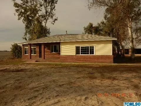 17034 Kent Ave, Lemoore, CA 93245 photo 1