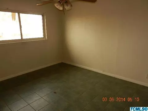 17034 Kent Ave, Lemoore, CA 93245 photo 4