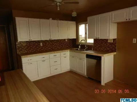 17034 Kent Ave, Lemoore, CA 93245 photo 9