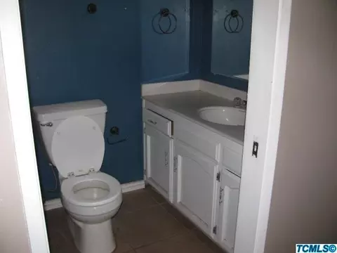 967 Clover Ln, Hanford, CA 93230 photo 5