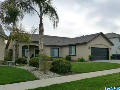 2015 E Bridger Ct, Tulare, CA 93274 photo 1