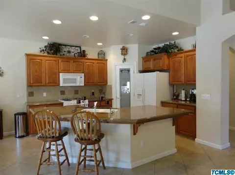 3437 E Howard Ct, Visalia, CA 93292 photo 8