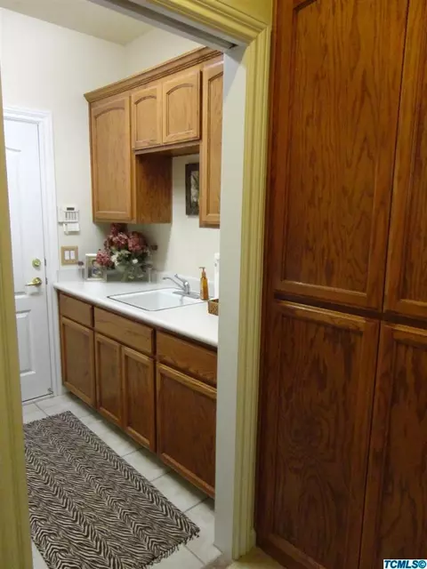 3437 E Howard Ct, Visalia, CA 93292 photo 14
