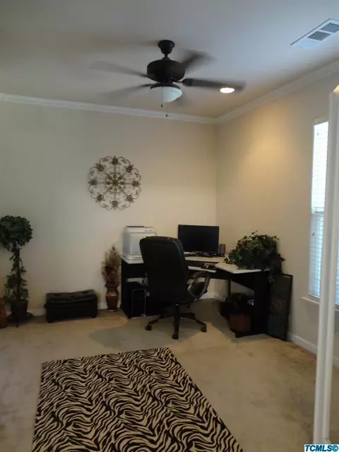 3437 E Howard Ct, Visalia, CA 93292 photo 6